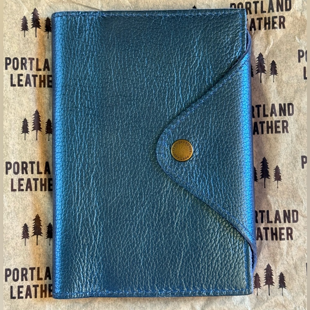 Portland Leather 💫 COMET BLUE 💫 Medium Snap Journal NEW metallic shimmer